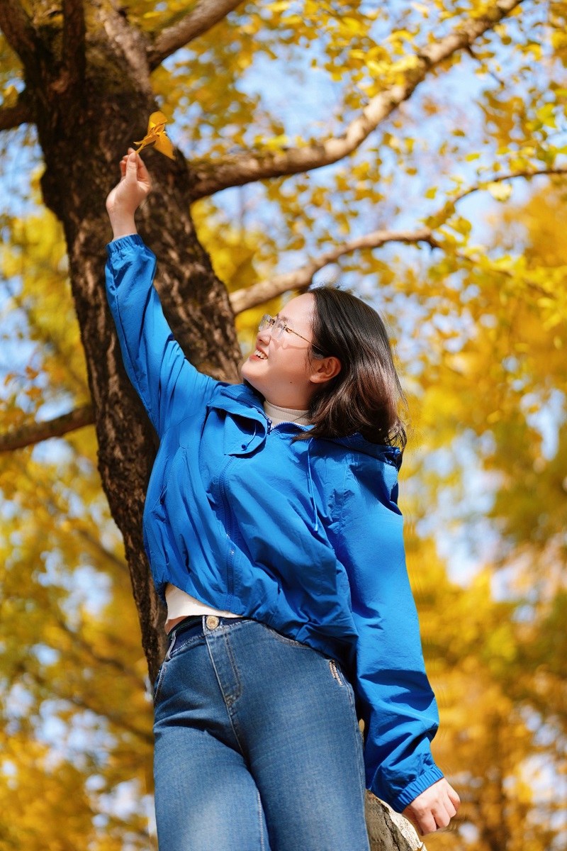 1766732823388345.jpg 04陈丹丹+灿若冬阳(1).jpg